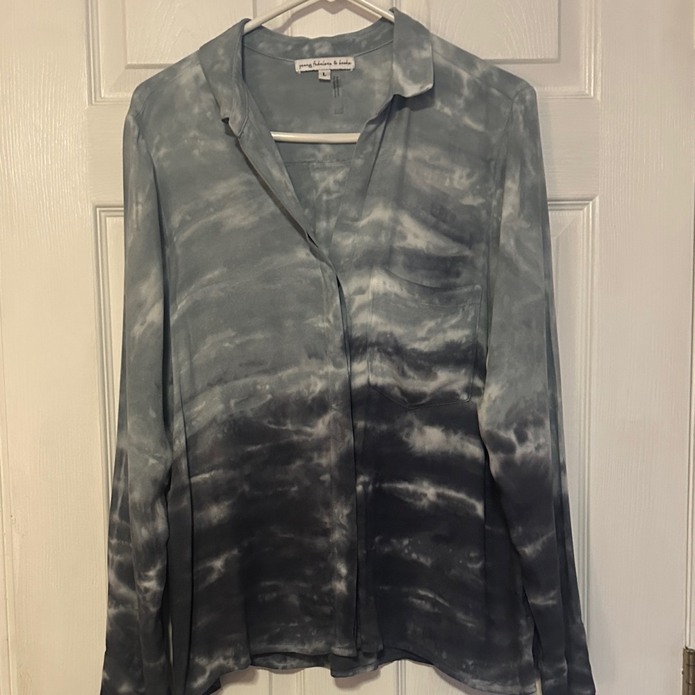 Young Fabulous & Broke Blue and Gray Tie-Dye Shirt